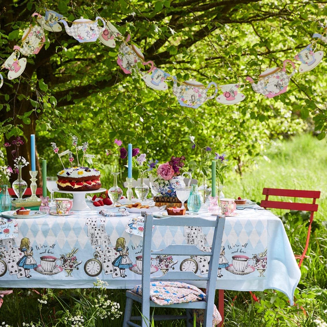 Alice in Wonderland Supplies | Teapot Banner Bunting Decorations | For Mad Hatter Tea, Birthday Party, Baby Shower, Garden | Paper, Length 4m